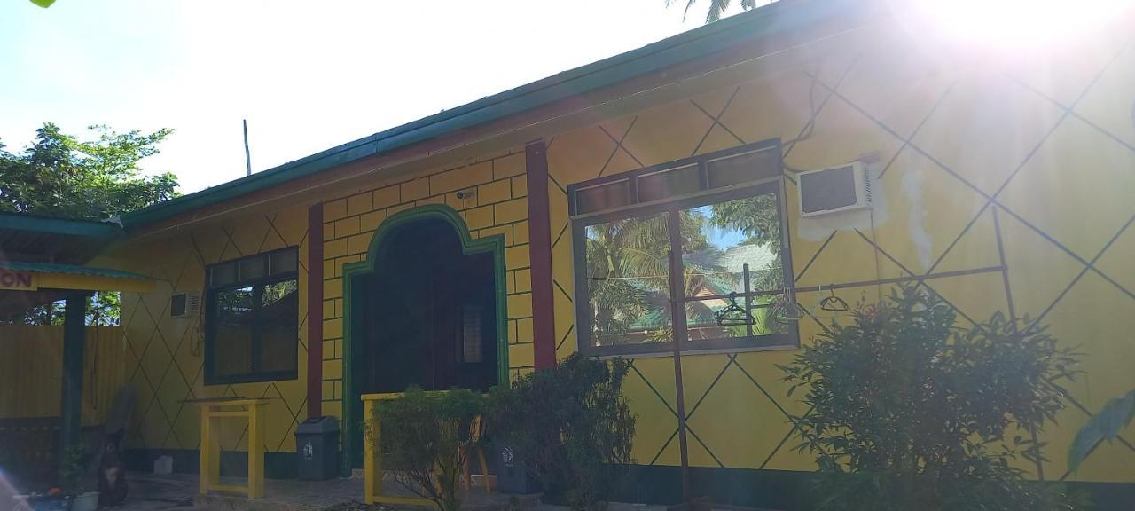 Rodel Yellow Hauz Itaytay Εξωτερικό φωτογραφία